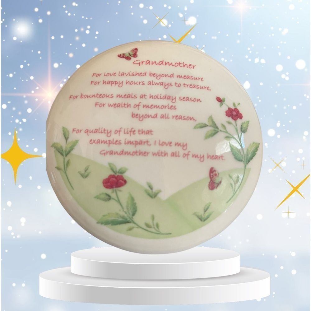 VINTAGE TRINKET‎ BOX GRANDMOTHER by BELLEEK